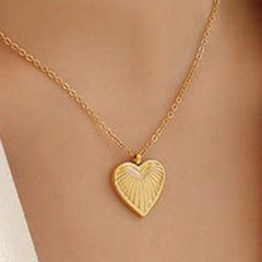 Necklace P358
